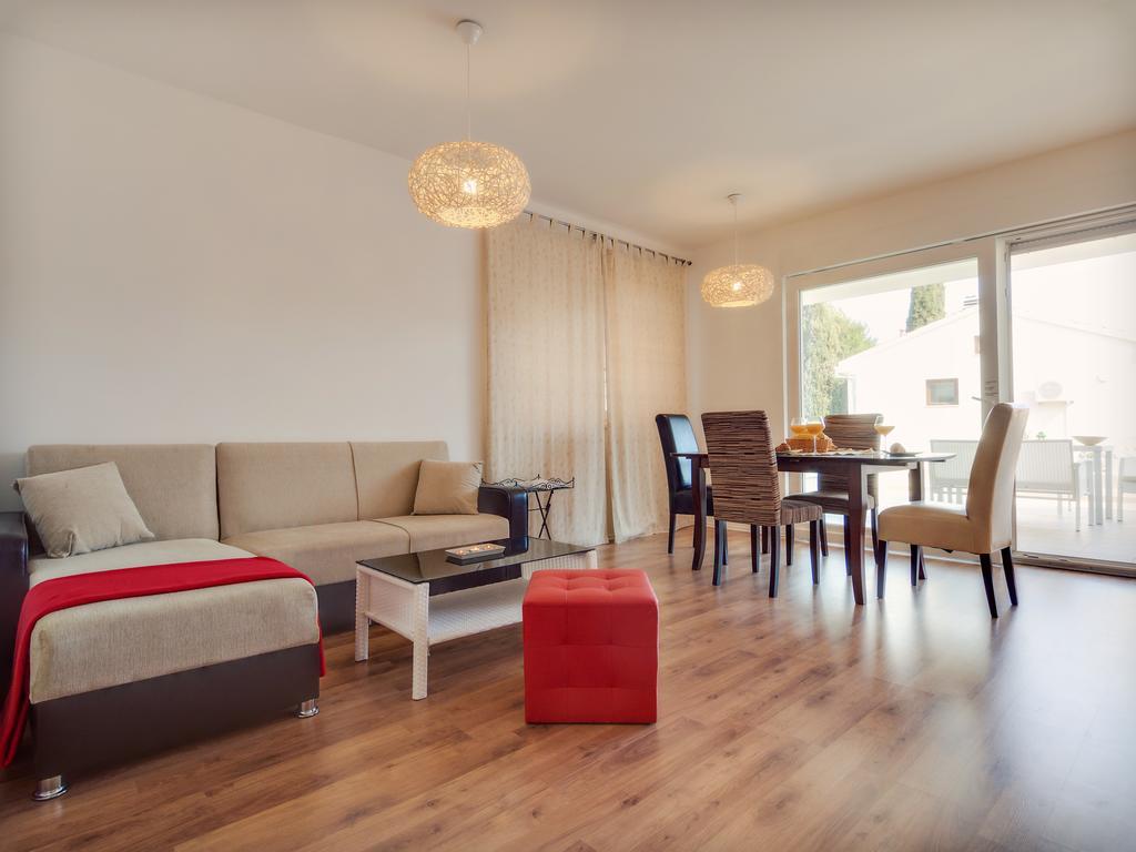 Apartment Katja Rogoznica  Ruang foto